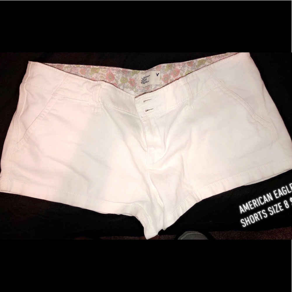 White American Eagle Shorts Size 8